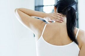 Causas e síntomas da osteocondrose cervical